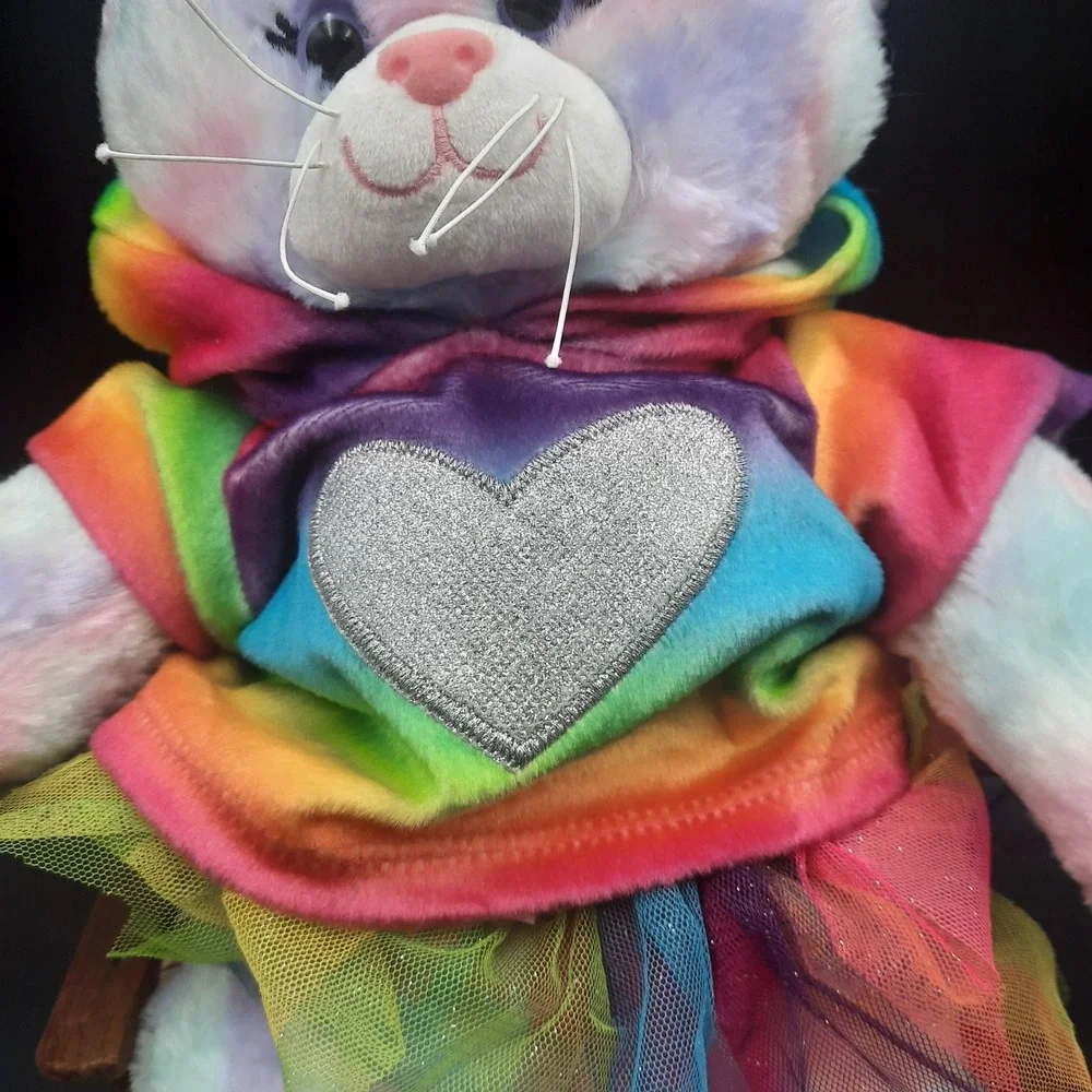 Build A Bear‎ Tie Dye Rainbow Heart Plush Stuffed Animal Cat